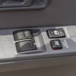TOYOTA LAND CRUISER 79 4.0L 2025 MODEL YEAR WHITE COLOR EXTERIOR - Thumbnail 13