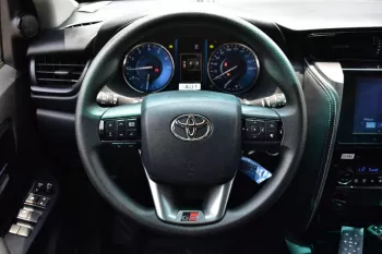 TOYOTA FORTUNER GR 2025 MODEL YEAR 2.7L PETROL 4WD WHITE COLOR