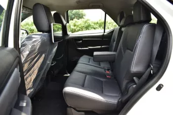 TOYOTA FORTUNER GR 2025 MODEL YEAR 2.7L PETROL 4WD WHITE COLOR
