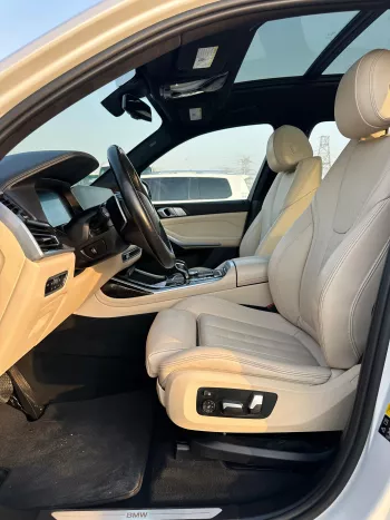 BMW X7 Xdrive 40i 3.0L V6 Petrol 2021 Model Year White Color Exterior