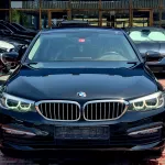BMW 520i 2.0-liter TwinPower Turbo inline-4 2020 Model Year Black Color Exterior  - Thumbnail 3