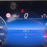 Mercedes-Benz V300 2025 Model Year Gcc Specs Black Color Exterior - Thumbnail 16