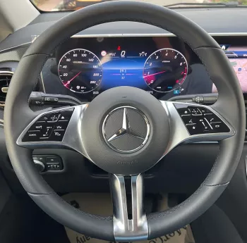 Mercedes-Benz V300 2025 Model Year Gcc Specs Black Color Exterior