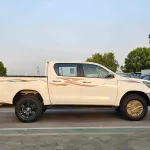 Toyota Hilux SR.5 Widebody 2.7L Petrol V4 2025 Model Year White Color - Thumbnail 5