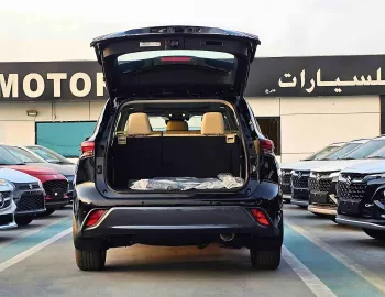 Toyota Highlander Limited 2.5L Hybrid 2025 Model Year Black Color