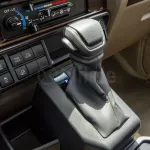 TOYOTA LAND CRUISER LC79SC 4.0L PETROL 2025 MODEL YEAR BEIGE COLOR - Thumbnail 9