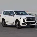 TOYOTA LAND CRUISER VXR HYBRID 2025 MODEL YEAR FULL OPTION WHITE COLOR - Thumbnail 3