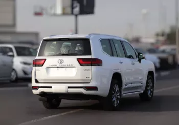 TOYOTA LAND CRUISER VXR HYBRID 2025 MODEL YEAR FULL OPTION WHITE COLOR