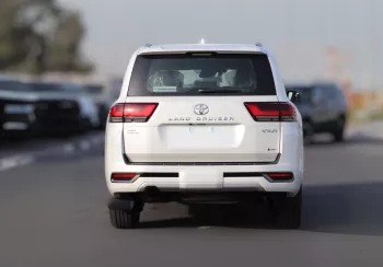 TOYOTA LAND CRUISER VXR HYBRID 2025 MODEL YEAR FULL OPTION WHITE COLOR