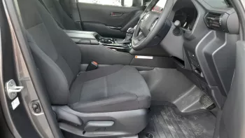 Toyota Land Cruiser TLC 300 GX 3.3L Diesel Automatic Transmission Right Hand Drive