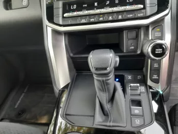 Toyota Land Cruiser TLC 300 GX 3.3L Diesel Automatic Transmission Right Hand Drive