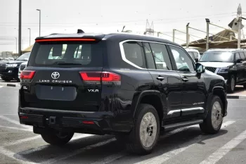TOYOTA LAND CRUISER 300 VXR 2025 MODEL YEAR PETROL BLACK COLOR