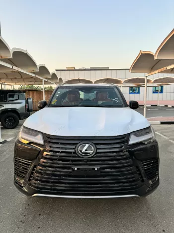 LEXUS LX600 VIP 2025 MODEL YEAR 3.5L FULL OPTION BLACK COLOR EXTERIOR