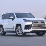 لكزس LX 600 VIP 3.5L توين تيربو جديدة 2025 أبيض  - Thumbnail 1