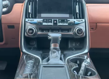 2025 LEXUS VIP 3.5L PETROL V6 FULL OPTION