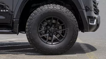 TOYOTA LAND CRUISER 300 VXR VIP XTREME EDITION 2025 MODEL YEAR BLACK COLOR