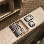 TOYOTA LAND CRUISER 79SC DLX 2.8L 2025 MODEL YEAR BEIGE COLOR - Thumbnail 12