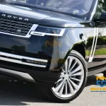 Range Rover Vogue 1st Edition 4.4L V8 2023 For Export - Thumbnail 9