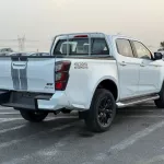Isuzu D-Max GT 3.0L Crew Cab 4WD 2025 Model Year White Color - Thumbnail 4