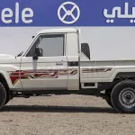 TOYOTA LAND CRUISER LC 79 SC 4.2L 2025 MODEL YEAR WHITE COLOR - Thumbnail 4
