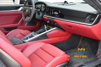 Porsche Turbo S 911 Carrera 3.8L V6 2020