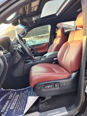 Lexus LX570 5.7L V8 Original 7 Seats 2020 Model Year Green Color Exterior