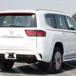 TOYOTA LANDCRUISER LC300 VXR 2025 MODEL YEAR BLACK COLOR EXTERIOR - Thumbnail 3