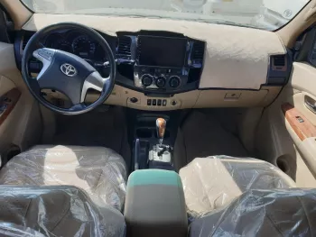 TOYOTA FORTUNER 4X4 PETROL 2015 MODEL YEAR BLACK COLOR EXTERIOR