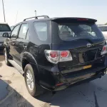 TOYOTA FORTUNER 4X4 PETROL 2015 MODEL YEAR BLACK COLOR EXTERIOR - Thumbnail 6