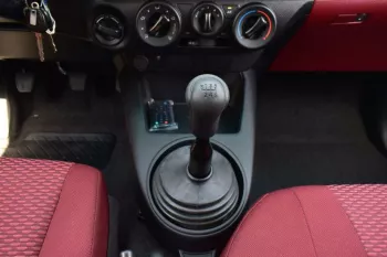 2022 TOYOTA HILUX DOUBLE CABIN 2.4L DIESEL