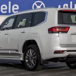  TOYOTA LAND CRUISER 300 VX 3.5L HYBRID MODEL YEAR 2025 WHITE COLOR - Thumbnail 17
