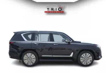 Lexus LX700h Signature 2026 Model Year 3.5L AT Hybrid Black Color Exterior