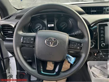 TOYOTA HILUX ADVENTURE 4.0L PETROL AT 2026 MODEL YEAR WHITE COLOR