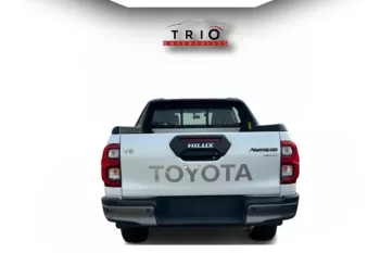 TOYOTA HILUX ADVENTURE 4.0L PETROL AT 2026 MODEL YEAR WHITE COLOR