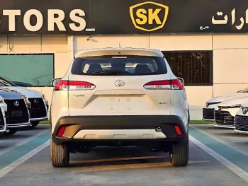  Toyota Corolla Cross 2.0L Hybrid 2025 Model Year White Color Exterior