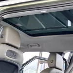 Land Rover Defender SE 3.0L Petrol Model Year Green Color Exterior - Thumbnail 18