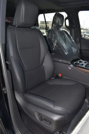 2022 TOYOTA LAND CRUISER LC300 GXR-V V6 3.3L TT DIESEL AT 