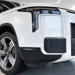ROX 01 1.5L Petrol 2025 Model Year White Color Exterior  - Thumbnail 4