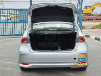 Toyota Corolla 1.8 2023 - Sunroof - For Export