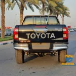 Toyota Hilux 4.0L SR5 4x4 V6 2023 - For Export - Thumbnail 3