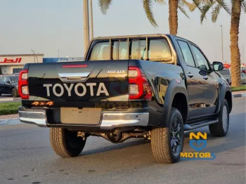 Toyota Hilux 4.0L SR5 4x4 V6 2023 - For Export
