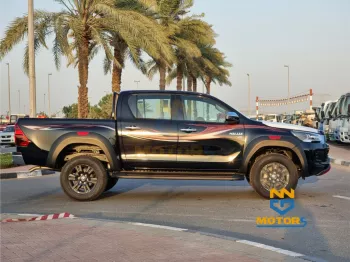 Toyota Hilux 4.0L SR5 4x4 V6 2023 - For Export