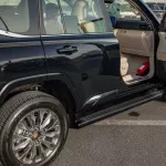New Toyota Land Cruiser VX 4.0 2025 Model year Black Color Exterior - Thumbnail 12