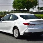 TOYOTA CAMRY HYBRID LE-G 2025 MODEL YEAR 2.5L 5-SEATER ECVT-EURO 4 - Thumbnail 4