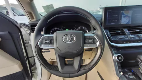 Toyota Land Cruiser VX 3.5L Twin Turbo 2025 Model Year White Color Exterior 