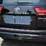 TOYOTA LANDCRUISER 2025 MODEL YEAR 300 GXR+ 3.3L TWIN TURBO DIESEL BLACK COLOR  - Thumbnail 7