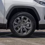 TOYOTA RAV4 XLE 2.0L 2025 MODEL YEAR WHITE COLOR EXTERIOR - Thumbnail 19