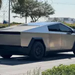 Tesla Cybertruck Fully Electric 2024 Model Year Silver Color Exterior - Thumbnail 5