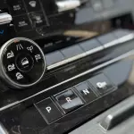 NISSAN PATROL LE T2 GCC SPECS 2025 MODEL YEAR WHITE COLOR EXTERIOR - Thumbnail 24