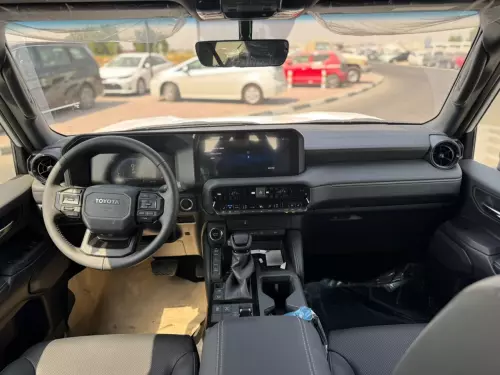 TOYOTA PRADO 2024 MODEL YEAR GCC SPECS 2.8L TURBO WHITE COLOR EXTERIOR